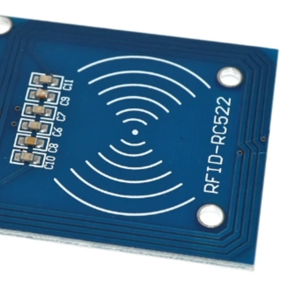 RFID module with 'RFID-RC522' on a blue background